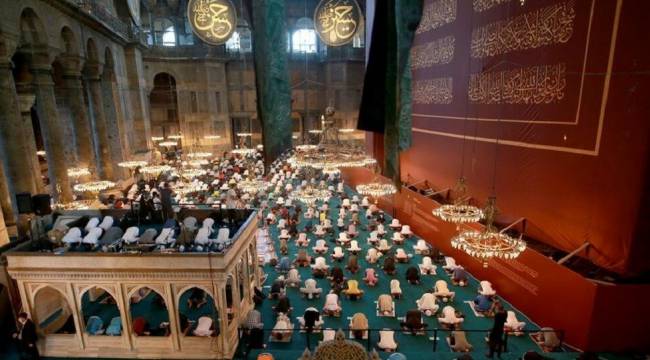 İran'dan Ayasofya tebriği: Türkiye halkını bu önemli İslami başarıdan dolayı kutluyoruz