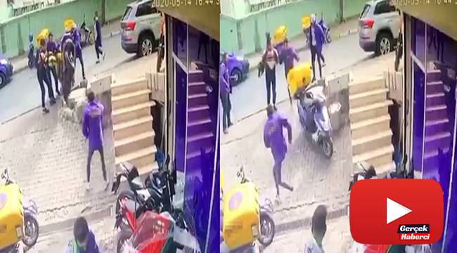 Kuryenin yaptığı şaka arkadaşını canından ediyordu