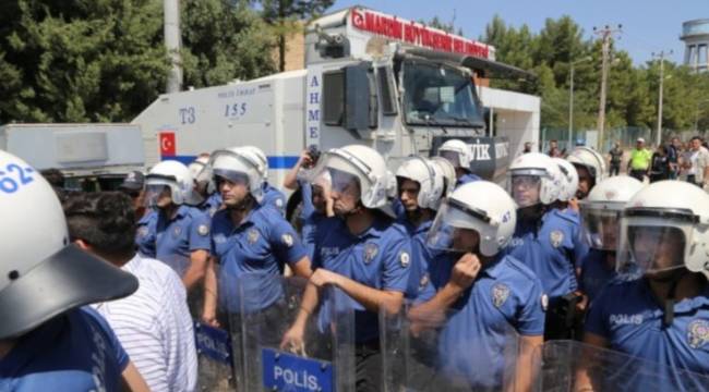 Mardin'de yolsuzluk soruşturmasında sekiz tutuklama