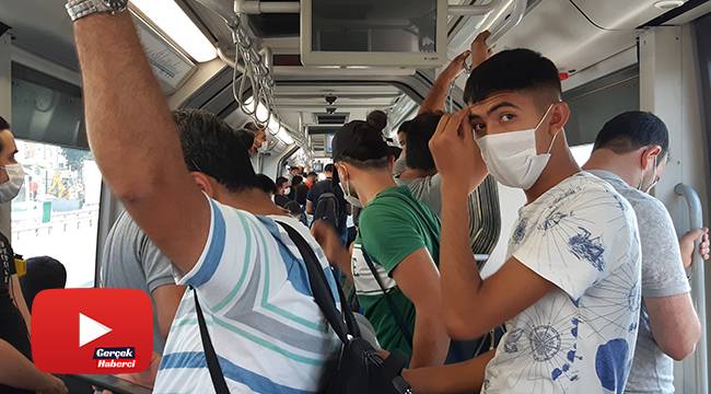 Metrobüslerde dikkat çeken yoğunluk