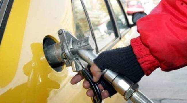 Otogaza zam: Gece yarısından itibaren geçerli olacak