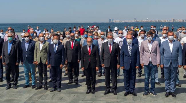 Soyer, CHP İzmir İl Örgütü’nün düzenlediği 30 Ağustos törenine katıldı