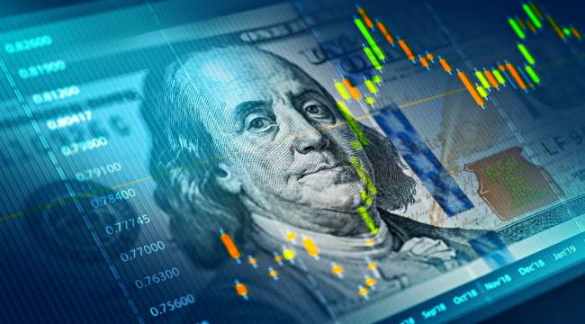 Şu anda 7,38 TL ama, Merkez Bankası'na göre Dolar yıl sonu 7,34 olacak