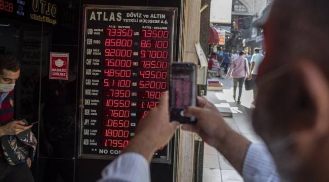 The Times: Türkiye'nin Lira'yı kurtarmak için seçenekleri azalıyor