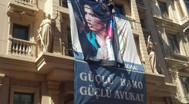 Timtik’in fotoğrafının asılması tepkilere neden oldu, İstanbul Barosu yanıt verdi