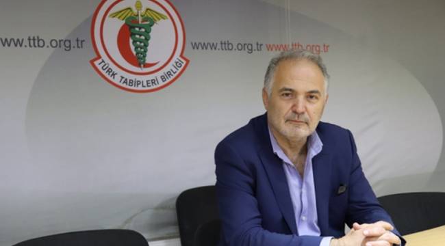 TTB Başkanı: 55 sağlık çalışanı hayatını kaybetti, Koronavirüs'le direkt mücadele eden hekimler ya istifa ediyor ya emekliye ayrılıyor