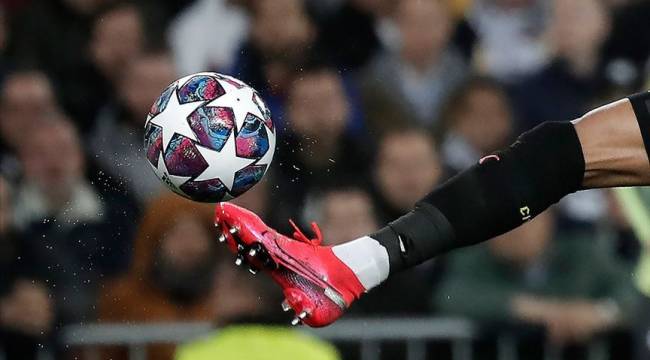 UEFA Şampiyonlar Ligi'nde son yarı finalist Olympique Lyon