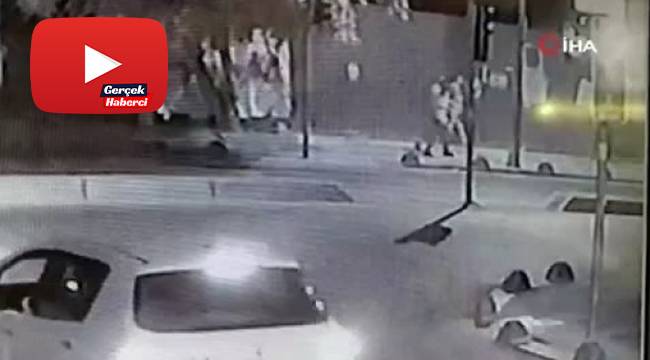 Yabancı uyruklu şahıs sokak ortasında vurulma anı kamerada