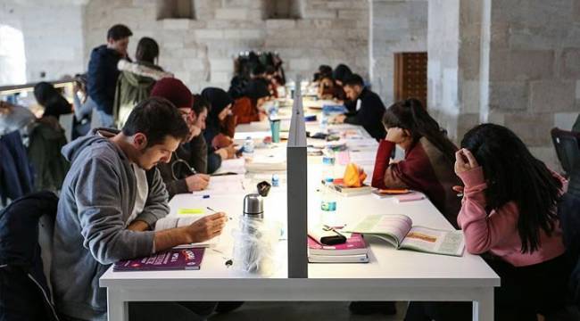 5 üniversite daha uzaktan eğitim kararını açıkladı