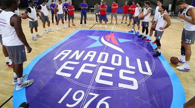 Anadolu Efes'te iki yeni pozitif vaka