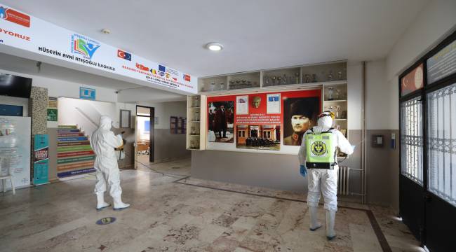 Buca Belediyesi’nden okullara Covid-19 mesaisi