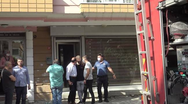 Dükkanına icra gelen esnaf kendini yakmaya kalkıştı!