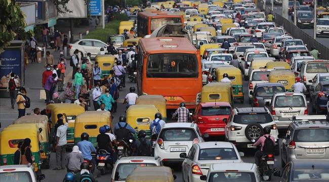 Dünya genelinde Kovid-19 tespit edilen kişi sayısı 28 milyon 946 bini aştı