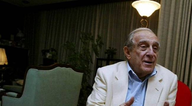Eski Dışişleri Bakanı Ali Bozer, koronavirüsten hayatını kaybetti
