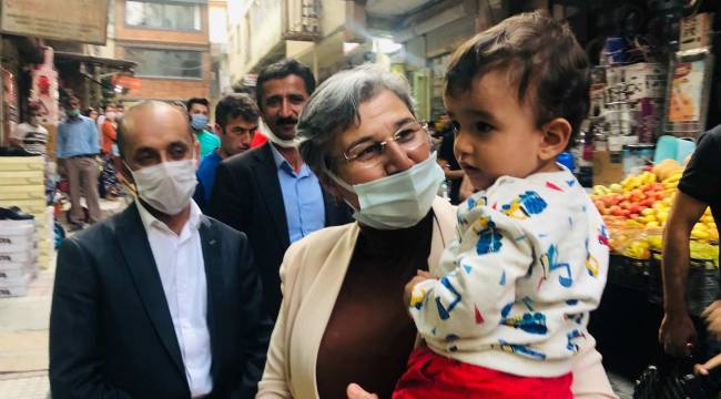 Eski HDP Hakkari Milletvekili Leyla Güven gözaltına alındı