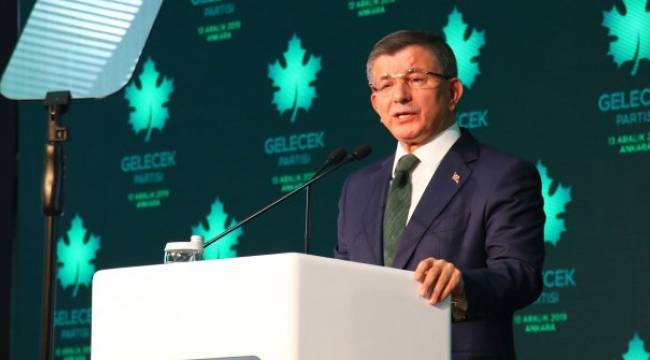 Gelecek Partisi Genel Başkanı Davutoğlu: Başbakanlığım döneminde Erdoğan bizi neredeyse faizcilikle suçluyordu