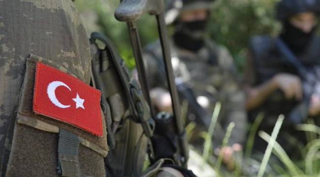 Hakkari'den kahreden haber! 1 asker şehit oldu