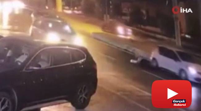 Kadını yol ortasında arabadan atan zanlı yakalandı