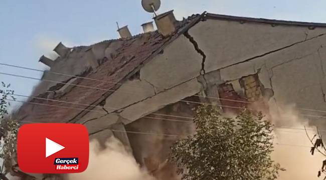 Kontrollü yıkımda hasarlı bina böyle çöktü