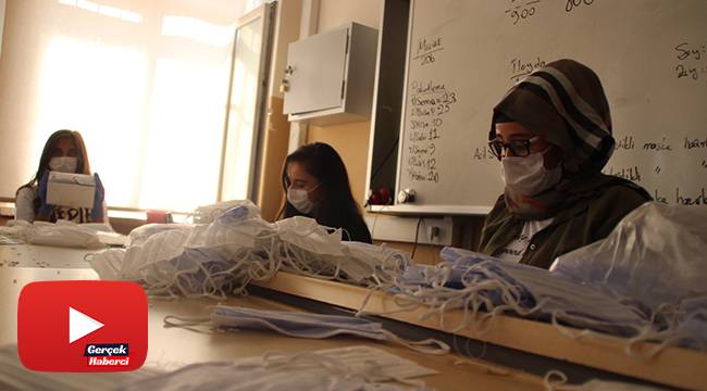 Maske fabrikası gibi okul