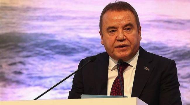 Muhittin Böcek'in sağlığı iyiye gidiyor