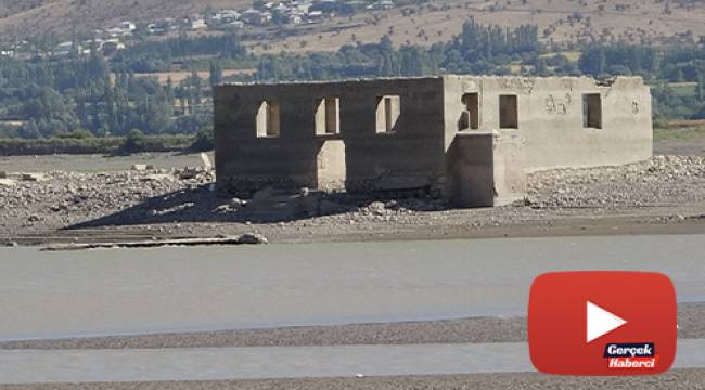 Sular altında kalmıştı, yeniden ortaya çıktı