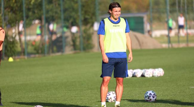 Trabzonspor'da yeni transfer Trondsen, çapraz bağlarından sakatlandı: Oyuncu, 6 ay sahalardan uzak kalacak