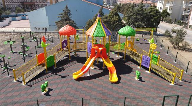 Yeni parklarda engelli bireyler de unutulmadı