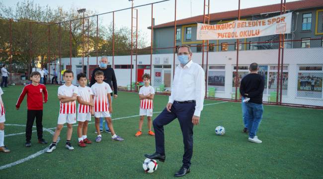 200 KİŞİLİK FUTBOL ORDUSU