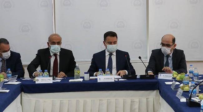 Ali Babacan'dan kayyım tepkisi: Neredeyse seçimlerin dahi anlamını yitirdiği bir süreç