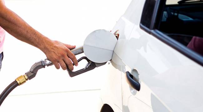 Benzine 16, motorine 23 kuruş zam!