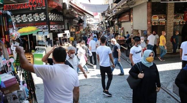 Bilim Kurulu üyesi: Belirti gösterenler odasından dahi başını çıkarmamalı