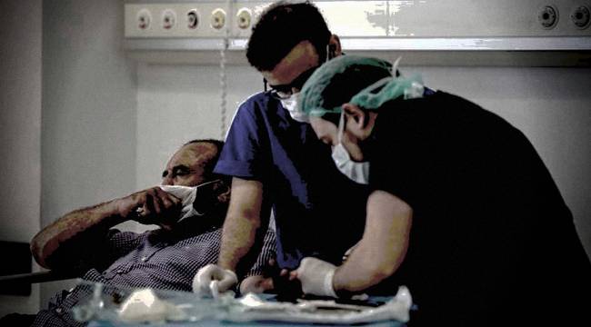 CHP'li Öztrak: Rakamlarla dans etmekten, salgınla değil doktorlarla mücadele etmekten vazgeçin