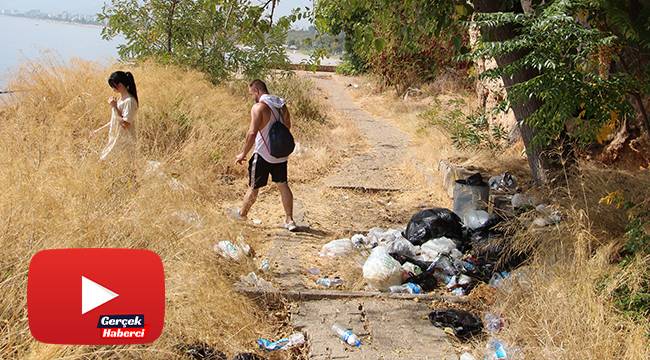 Dünyaca ünlü falezlere yakışmayan görüntüler