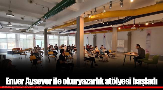 Enver Aysever ile okuryazarlık atölyesi başladı