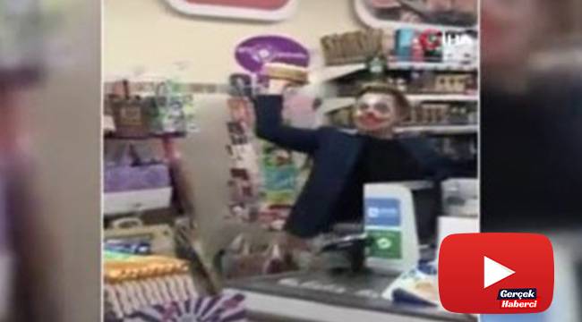Joker kılığına giren adam eğlendireyim derken sinirlendirdi