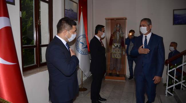 KUŞADASI’NDA CUMHURİYET BAYRAMI KUTLAMALARI DEVAM EDİYOR