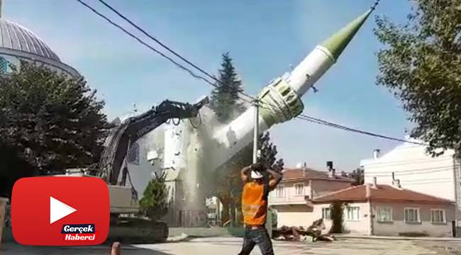 Minare böyle yıkıldı...Film gibi izlediler