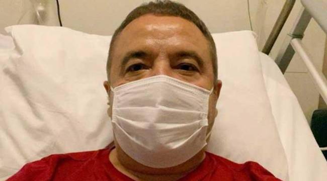 Muhittin Böcek, 58. yaşına yoğun bakımda girdi