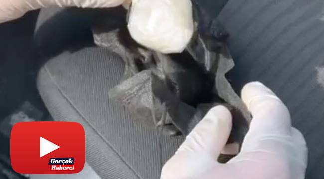 Uyuşturucuyu öyle bir yere sakladı ki polisler de şaşırdı