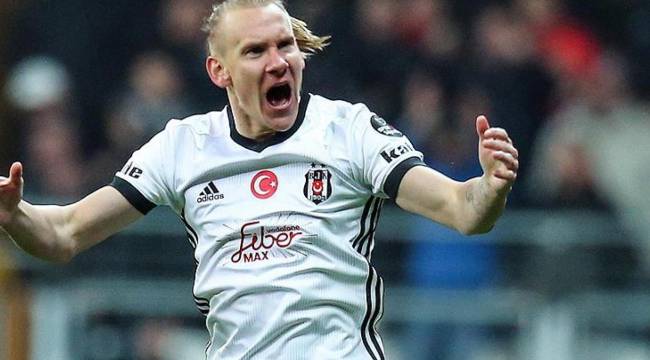 45 dakika Türkiye'ye karşı forma giyen Hırvat futbolcu Vida'nın koronavirüs testi pozitif çıktı