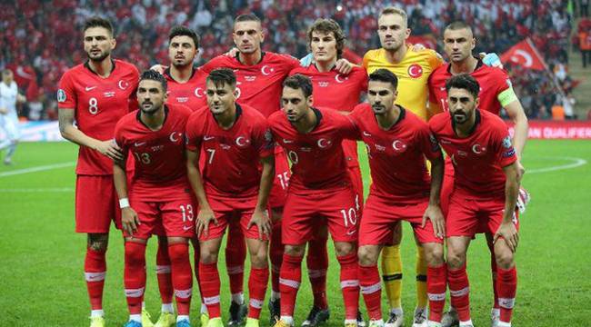 A Milli Takım sahaya çıkıyor
