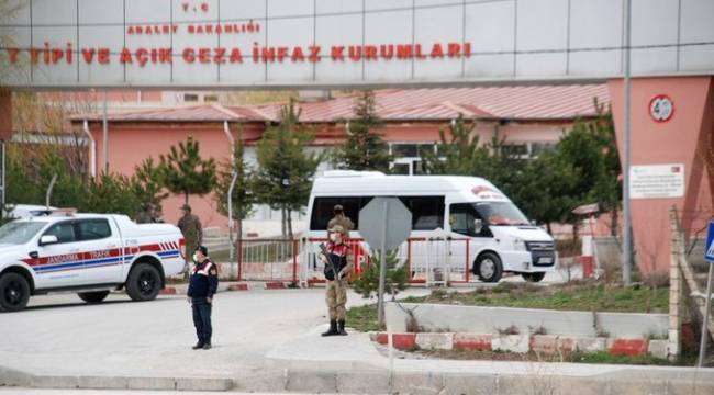 Açık cezaevlerindeki hükümlülerin Kovid-19 izni iki ay daha uzatıldı