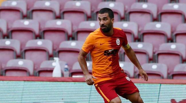 Arda Turan'ın koronavirüs testi pozitif çıktı