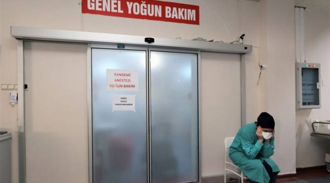 Bilim Kurulu Üyesi, daha sert önlemler için 'neyin beklendiğini' anlattı