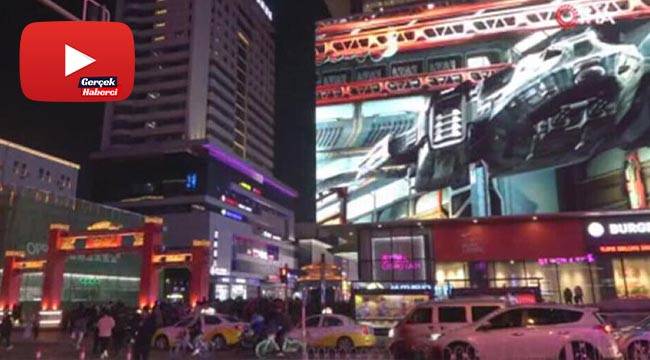 Çin’de 3 boyutlu dev ekran gösterime sunuldu
