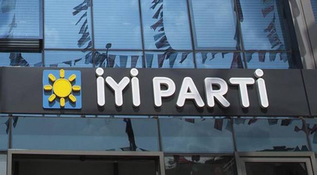 İYİ Parti'den Özdağ'a: Sorunun çözümü siyasette değil, psikiyatri bilimindedir