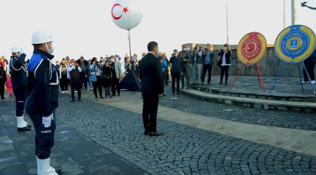 KUŞADASI ATASI’NI SAYGI İLE ANDI