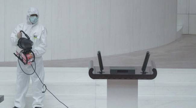 Milletvekilinde korona çıktı, salon hemen boşaltılıp dezenfekte edildi