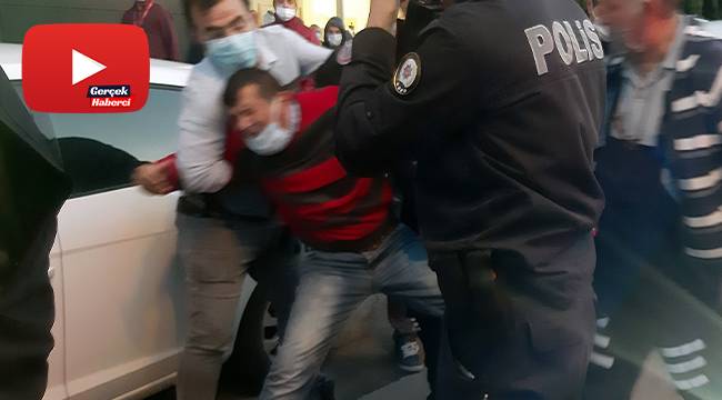 Otobüs şoförü sinir krizi geçirip ortalığı birbirine kattı